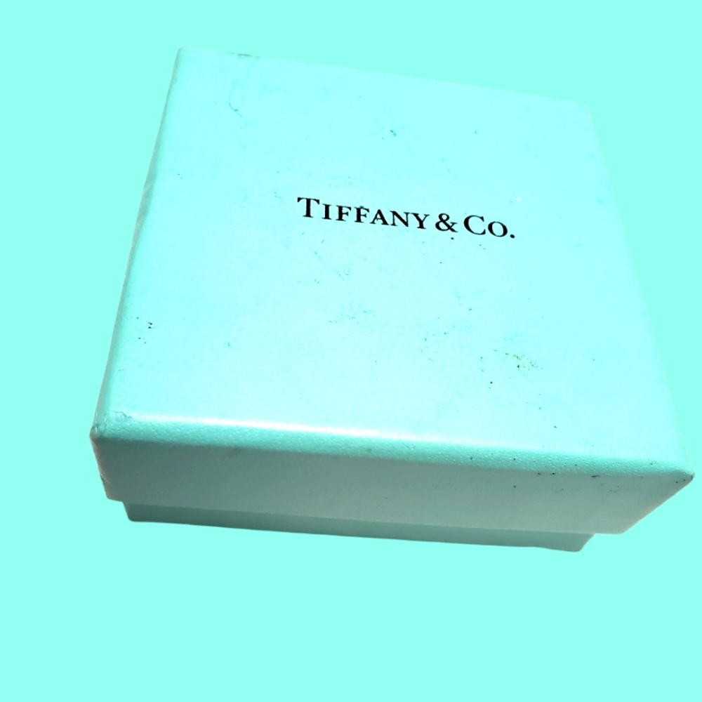 Tiffany's box 6x6